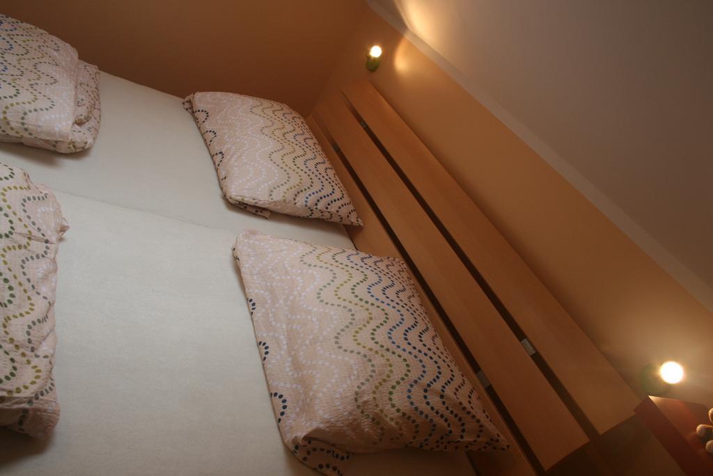 Apartamenty Jasmin I Lilia Jez. Sunowo Kolo Elku Chrzanowo Екстериор снимка