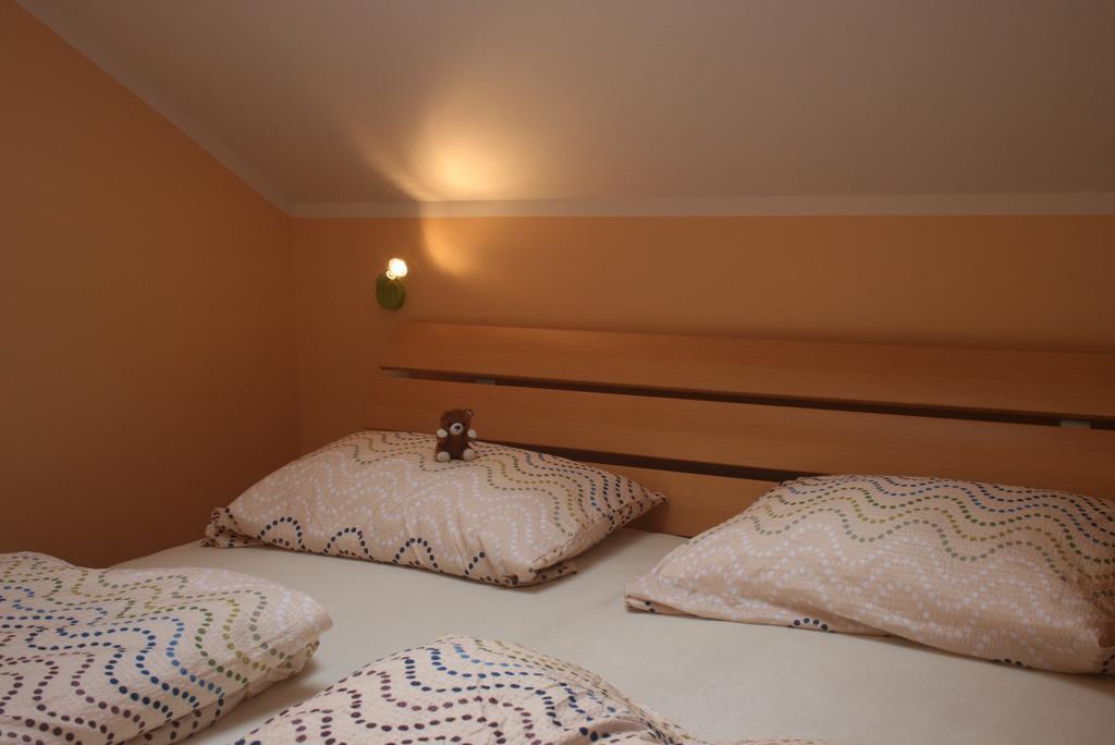 Apartamenty Jasmin I Lilia Jez. Sunowo Kolo Elku Chrzanowo Екстериор снимка
